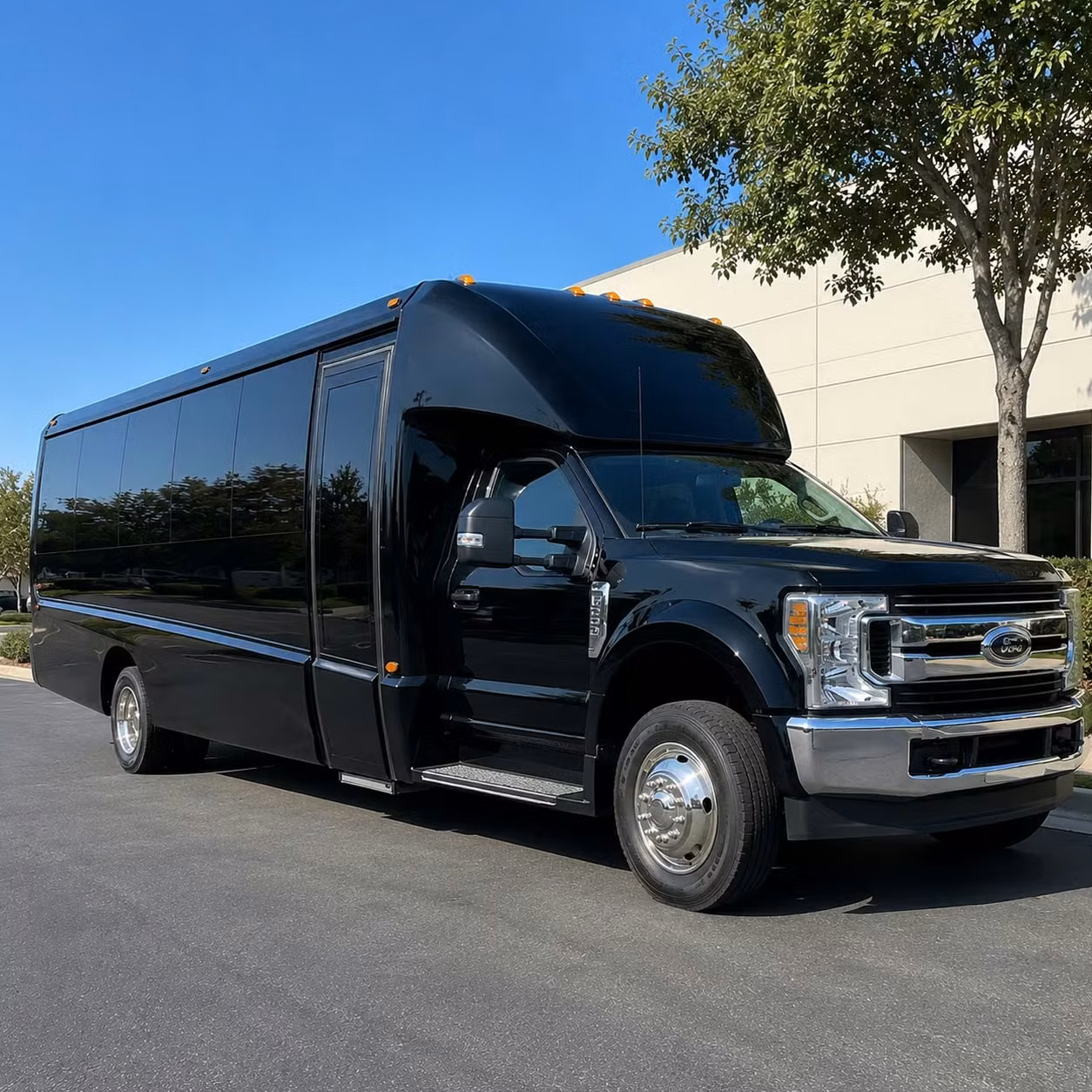 15 passenger minibus